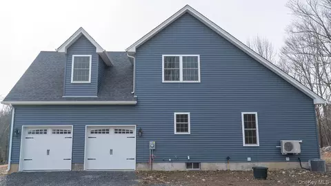 Exterior - 43 Malloy Rd, Shawangunk, NY 12589 photo 3 of 6