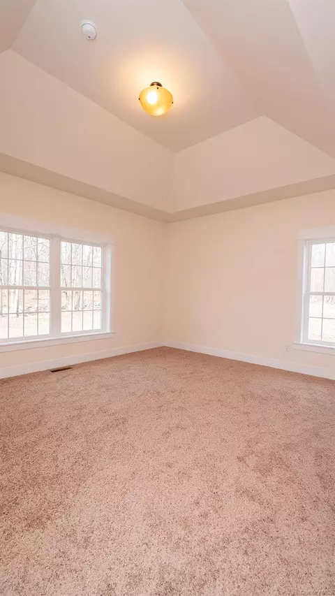 Bedroom - 43 Malloy Rd, Shawangunk, NY 12589 photo 4 of 15