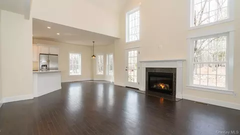 Living - 43 Malloy Rd, Shawangunk, NY 12589 photo 4 of 5