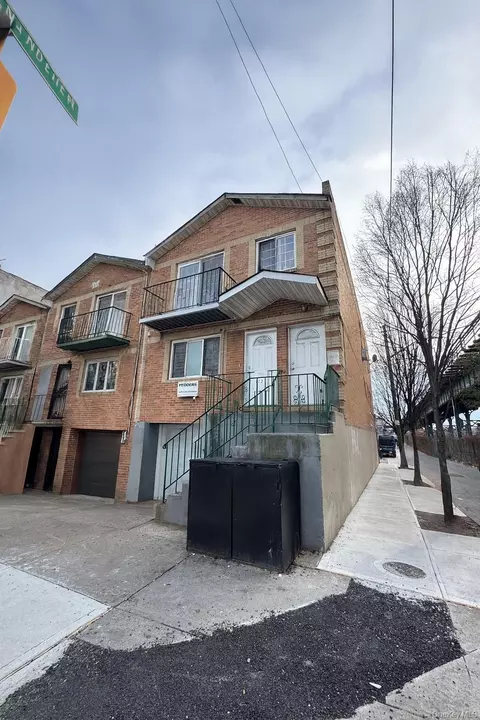 472 Sutter Ave, Brooklyn, NY 11207
