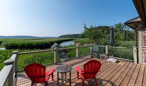 99 Paradise Ave, Orangetown, NY 10968