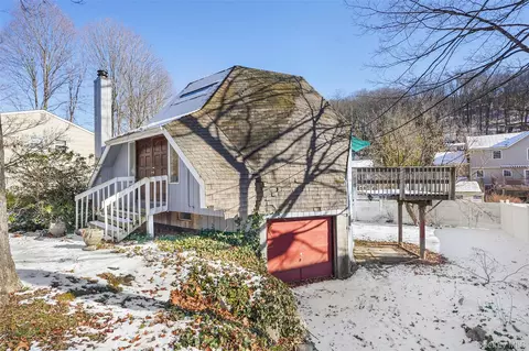 374 Sprout Brook Rd, Philipstown, NY 10524