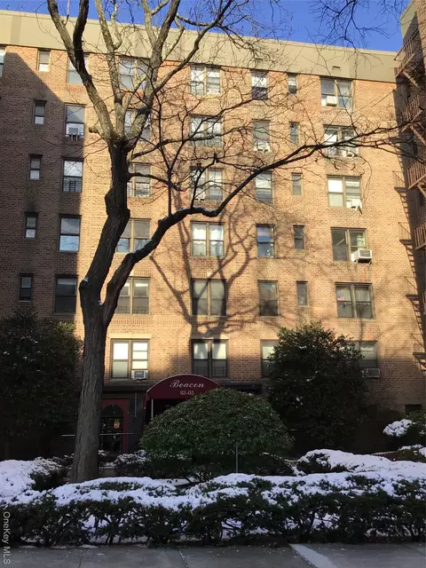 83-05 98th St #5B, New York, NY 11421