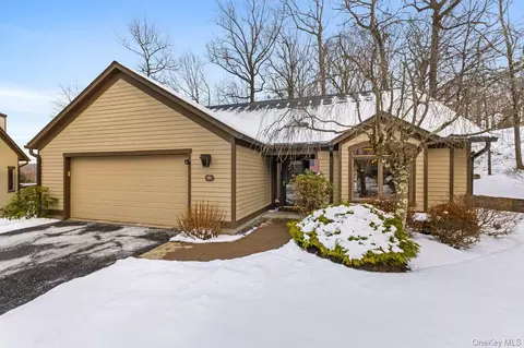 811 Heritage Hls, Somers, NY 10589