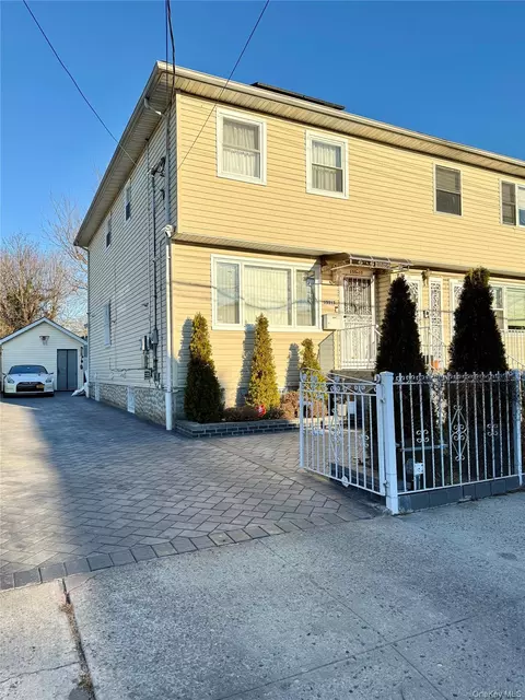 15513 113th Ave, Jamaica, NY 11433