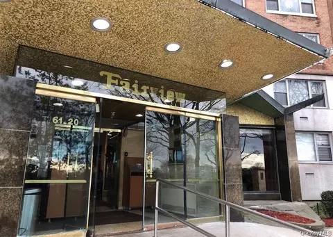 61-20 Grand Central Pkwy #B 410, Forest Hills, NY 11375