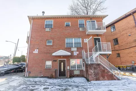 23-58 80th St, East Elmhurst, NY 11370