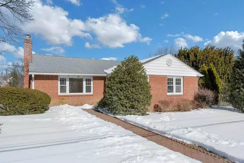 37 Fowler Ave, Yonkers, NY 10701