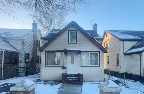 10414 214th St, New York, NY 11429