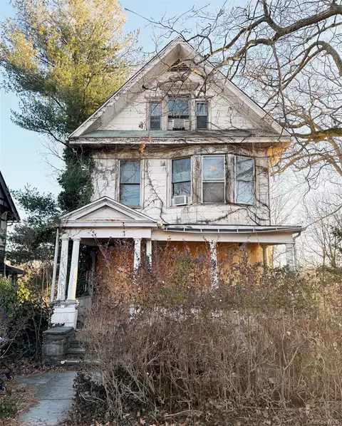 6 Aka 10 Rossmore Ave, Yonkers, NY 10708