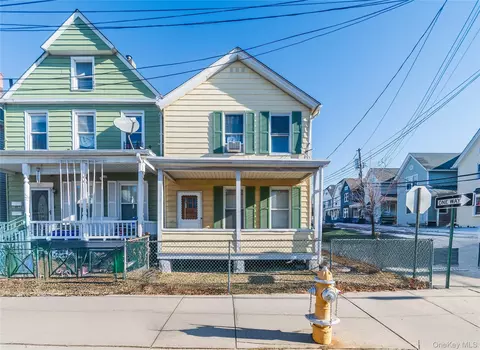 15 Francis St, Mount Pleasant, NY 10591