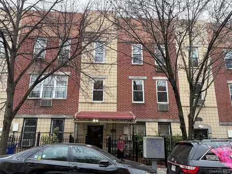 762 Elton Ave, New York, NY 10451