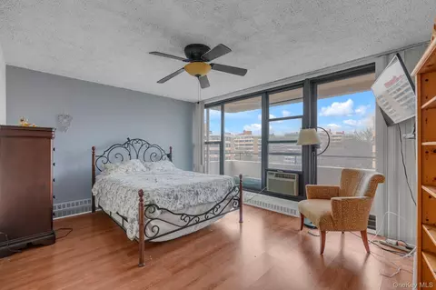 166-31 9th Ave #8A, New York, NY 11357 photo 7