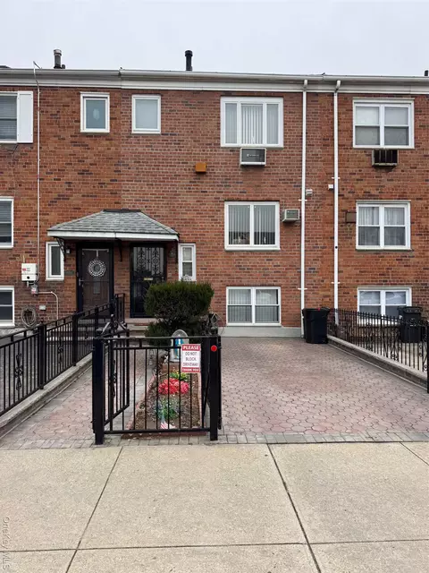 6932 Eliot Ave, New York, NY 11379