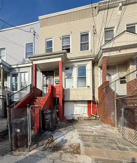 837 Jennings St, New York, NY 10459