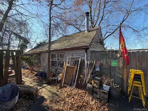 186 S Route 303, Clarkstown, NY 10920