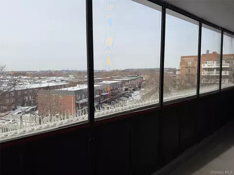 85-10 151 Ave #5G, New York, NY 11414