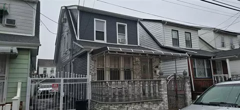 8934 183rd St, New York, NY 11423