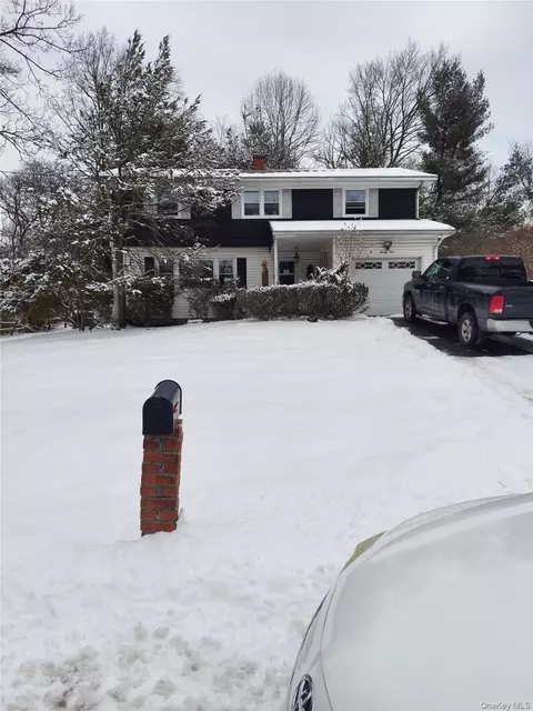 21 Besen Pkwy, Ramapo, NY 10952