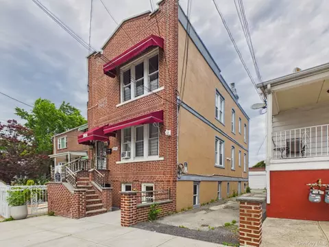 2924 Yates Ave, New York, NY 10469