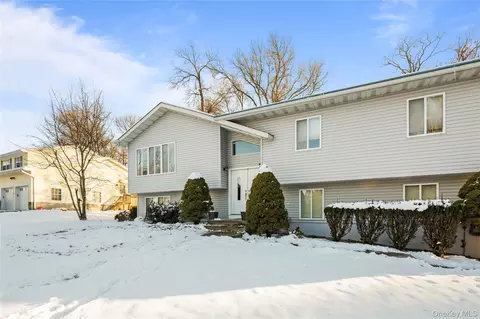20 Mountainview Ave, Ramapo, NY 10901