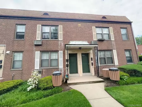 7107 Park Dr # A, Flushing, NY 11367 photo 1