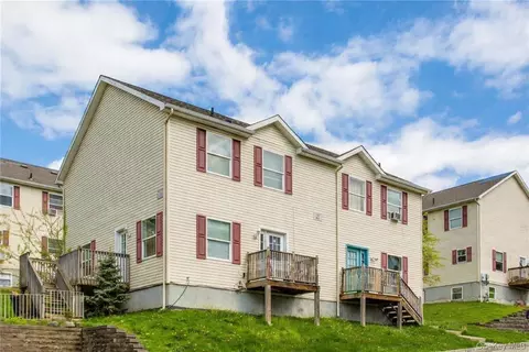 1 Milla Ln, Ramapo, NY 10977