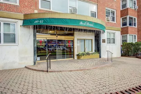 110-45 Queens Blvd #402, New York, NY 11375