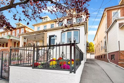 3232 Fenton Ave, New York, NY 10469