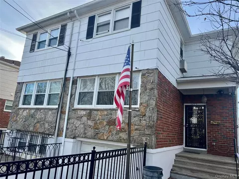 1613 Stadium Ave, New York, NY 10465