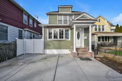 111-44 Witthoff St, New York, NY 11429
