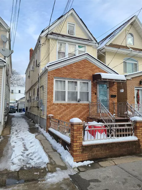 10451 115th St, South Richmond Hill, NY 11419