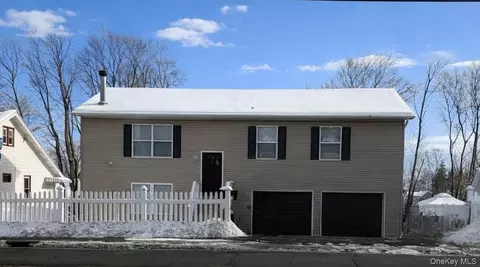 36 N Liberty Dr, Stony Point, NY 10980