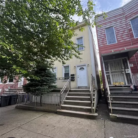 1705 Zerega Ave, New York, NY 10462