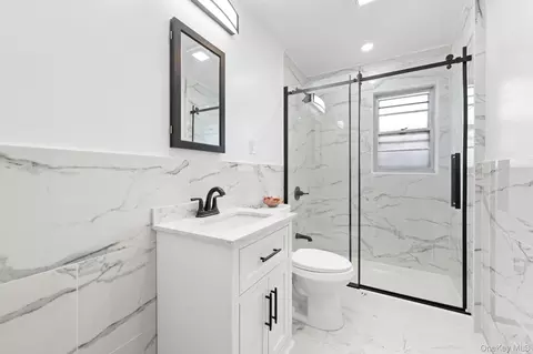 243-19 129th Ave, New York, NY 11422