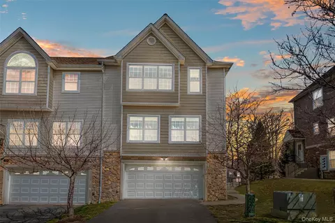 10 Silas Seaman St, Monroe, NY 10950