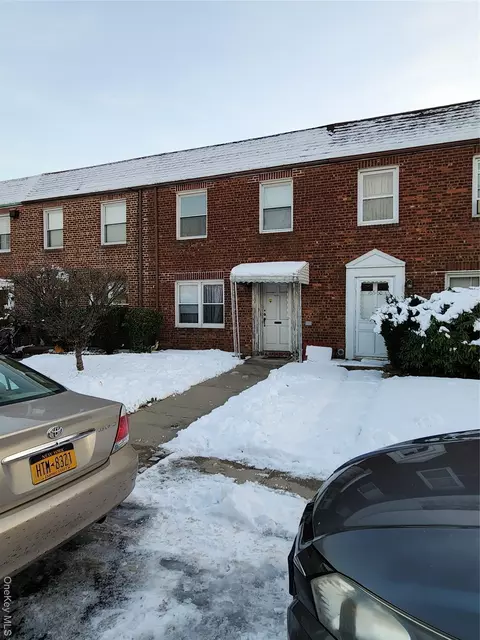 16662 22nd Ave, New York, NY 11357