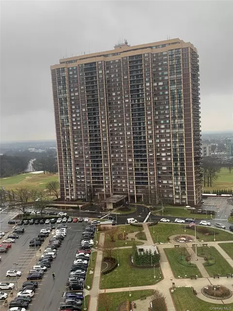 269-10 17k Grand Central Pkwy #17K, New York, NY 11005
