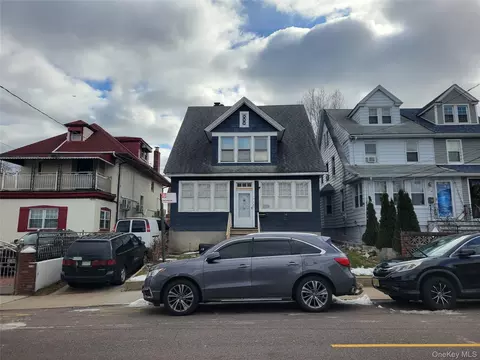 104-14 27 Ave, East Elmhurst, NY 11369