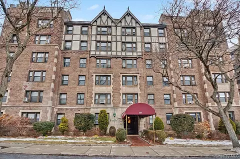 127 Garth Rd #5D, Scarsdale, NY 10583