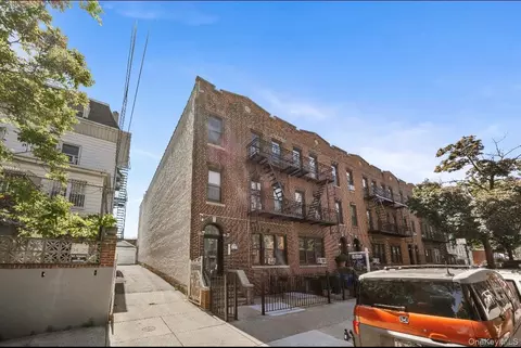 3433 30th St, Astoria, NY 11106