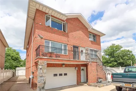 1078 Midland Ave, Yonkers, NY 10708