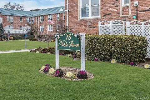 75 Noble #121, Lynbrook, NY 11563