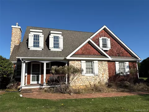 175 Uhl Ln, Orient, NY 11957