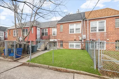 1210 Plainview Ave, Far Rockaway, NY 11691