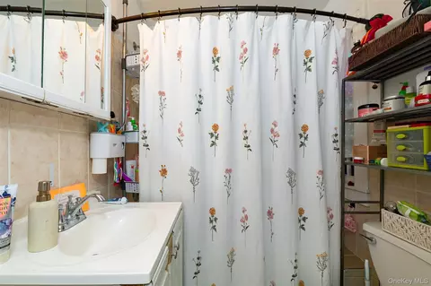 Bath - 94 Academy St, Poughkeepsie, NY 12601 photo 1 of 2