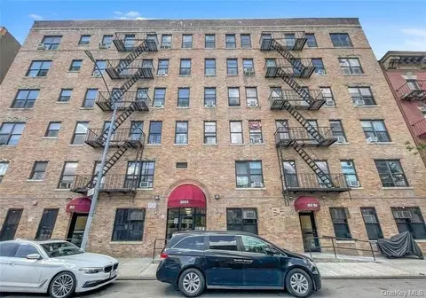 2023 Belmont Ave #5D, New York, NY 10457