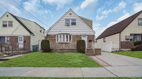 8268 Little Neck Pkwy, Glen Oaks, NY 11004