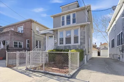 1833 Hone Ave, New York, NY 10461