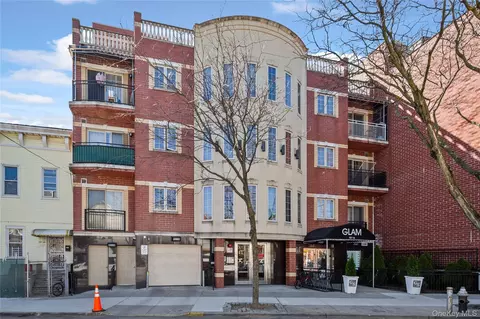 10716 37th Ave #3B, New York, NY 11368